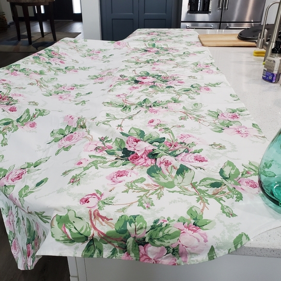 Shabby Chic Spring Summer Cabbage Roses Flowers Cotton Tablecloth 54x112" Oblong - Picture 6 of 15